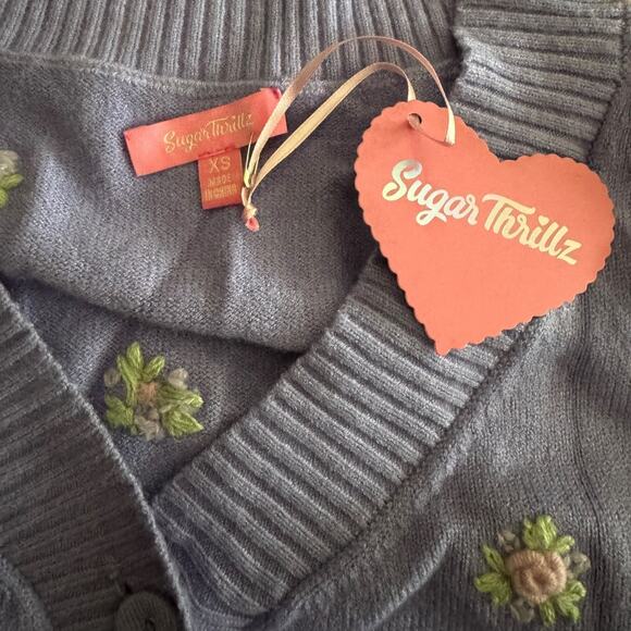 NWT Dolls Kill Sugar Thrillz Purple Floral Embroidered Cropped Cardigan - Picture 4 of 4